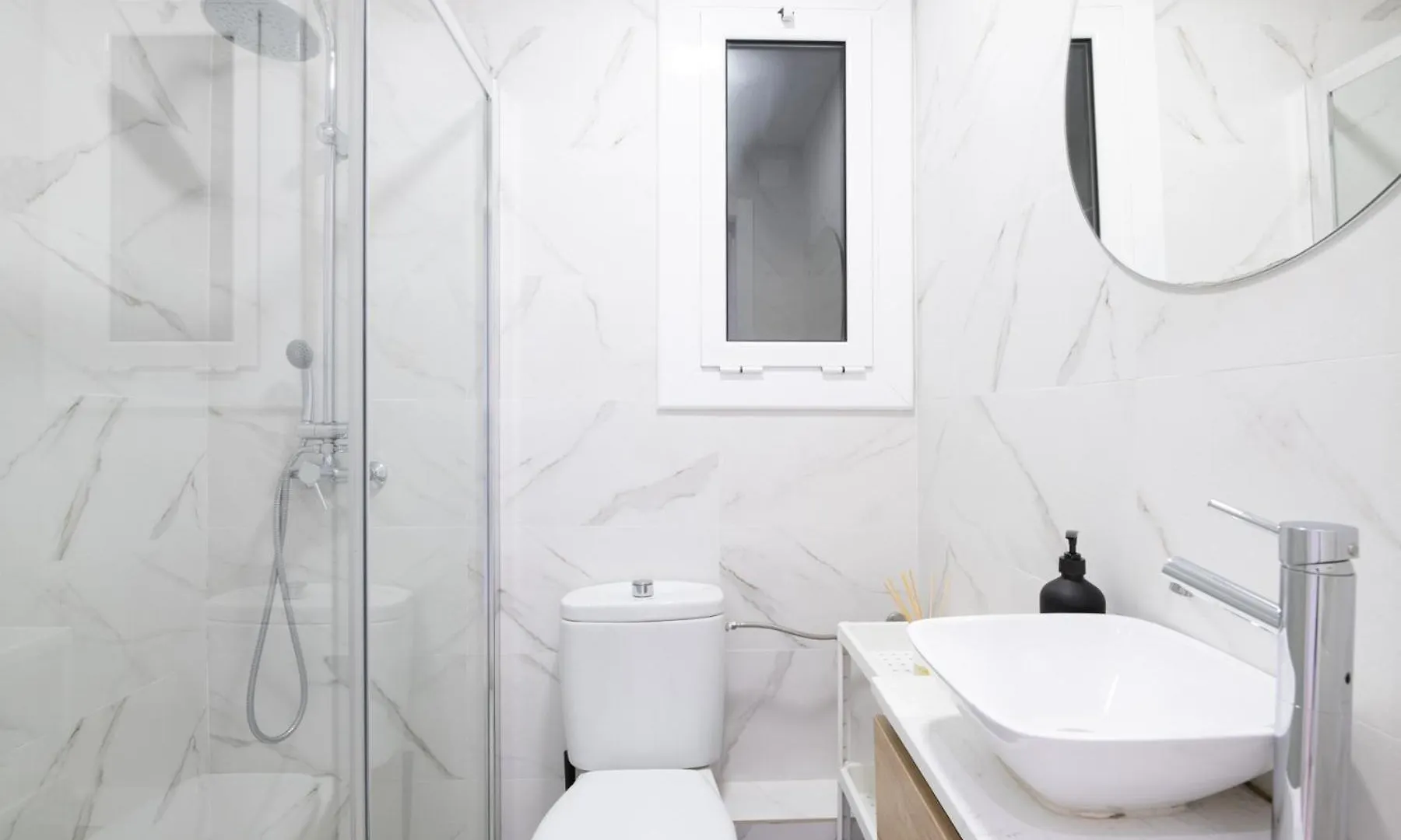 Apartamento Nuevo Con Encanto En Sagrada Familia Βαρκελώνη